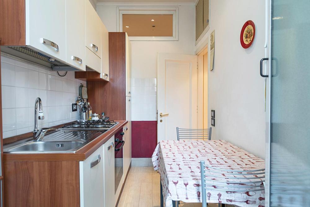 Tiberina Apartments - Rome Trastevere Екстериор снимка